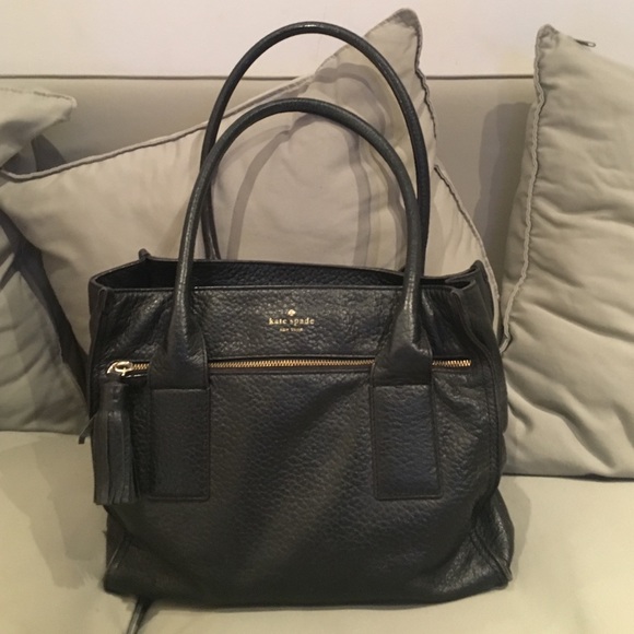 Black Kate spade purse