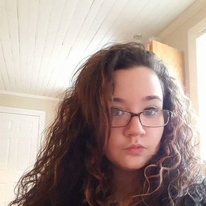 Meet your Posher, Brittney