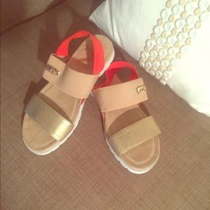 ✨Anne Klein sandals✨