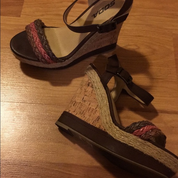 Brown wedges