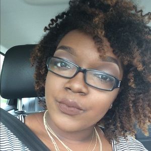 Meet your Posher, Ariel