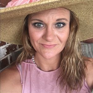 Meet your Posher, Starla