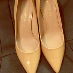 Enzo Angiolini nude wedge size 9