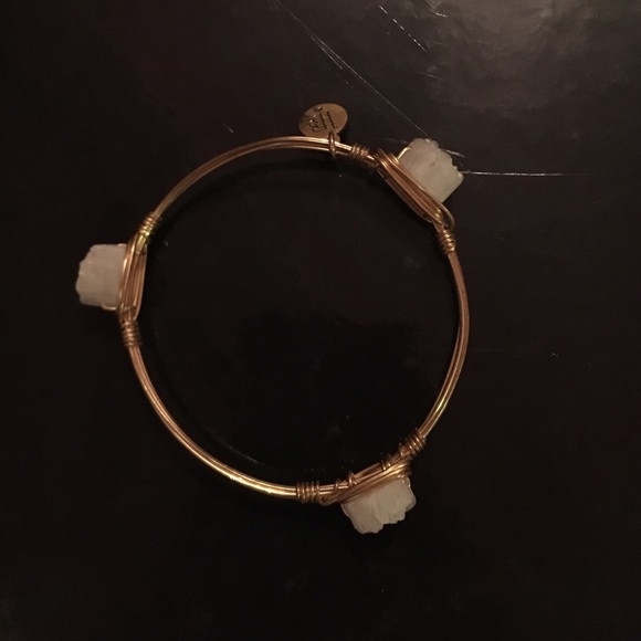 Bourbon and bow tie bracelet - Picture 1 of 2