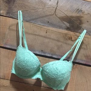 VS mint green lace bra