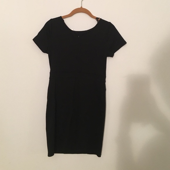Black cotton mini dress. Never worn. NWT - Picture 2 of 4