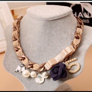 Vintage And beautiful necklace 25% off