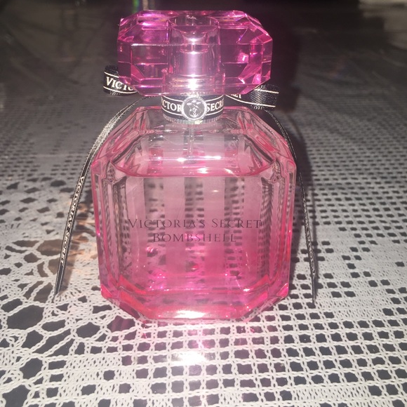 BOMBSHELL by Victoria Secret