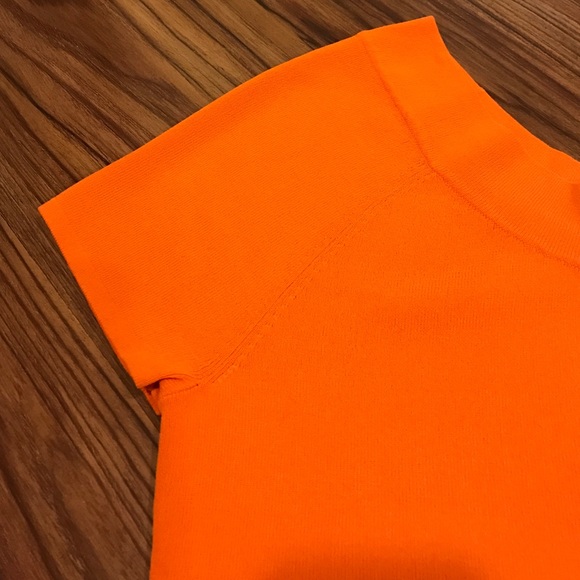 Cute Talbots blouse - Picture 3 of 4