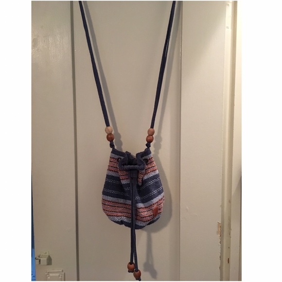 Roxy knit bucket bag