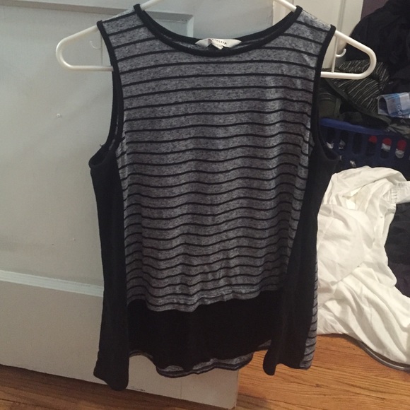 Black and grey athleta tank