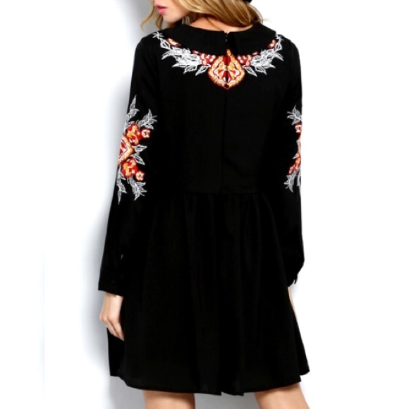 EMBROIDERED LongSleeve COLLAR DRESS NEW - Picture 3 of 4