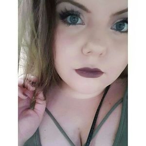 Meet your Posher, Destiny