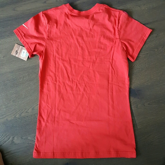 Nike tee - Picture 2 of 4