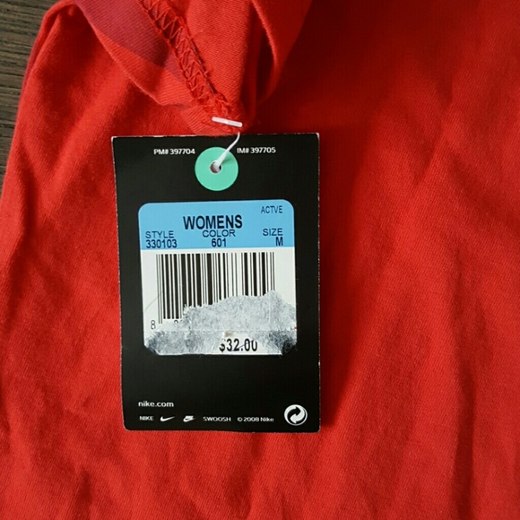 Nike tee - Picture 3 of 4