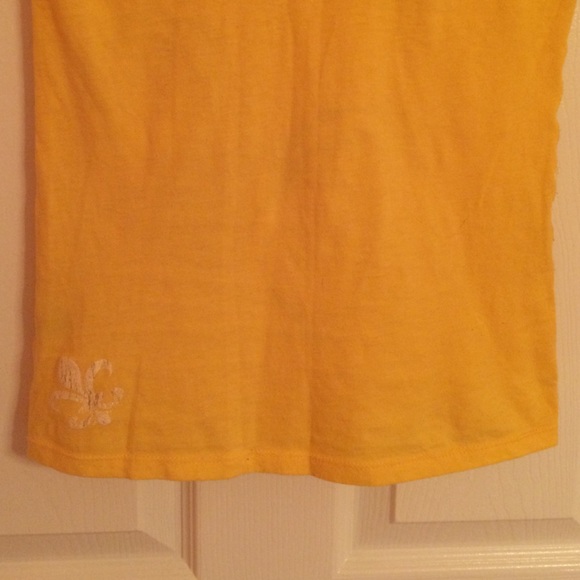 Guess V-neck Top - Picture 3 of 4