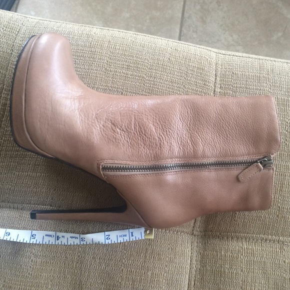‼️SOLD‼️Aldo leather zipper booties - Picture 4 of 4