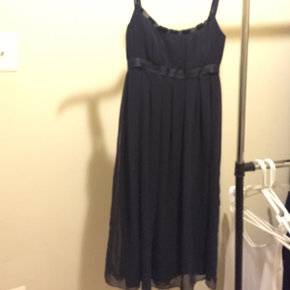 Vera Wang bridesmaid dress size 2 (runs small)