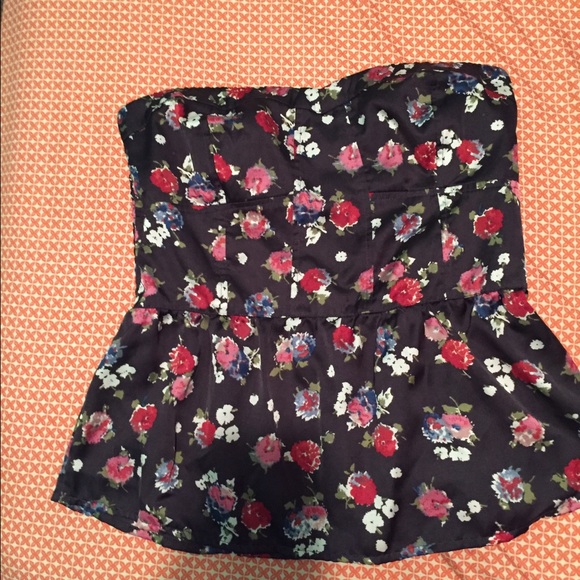 Satin floral peplum top - Picture 1 of 4