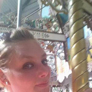 Meet your Posher, Nikki