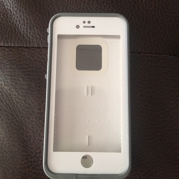 iPhone 6 life proof case