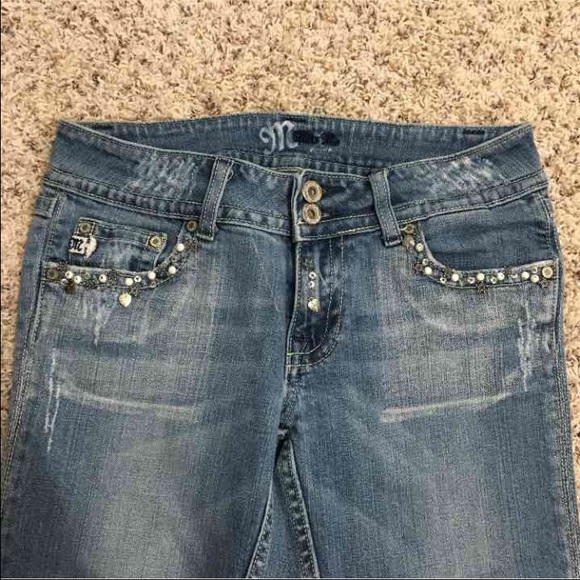 Miss Me Cropped - Picture 3 of 4