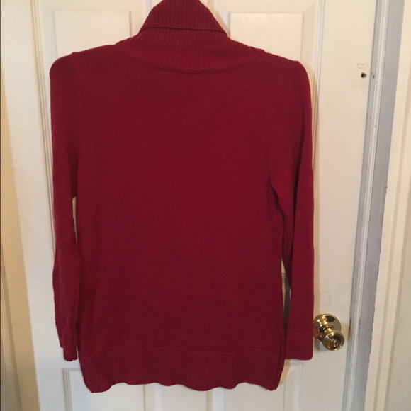 Red sweater - Picture 2 of 2