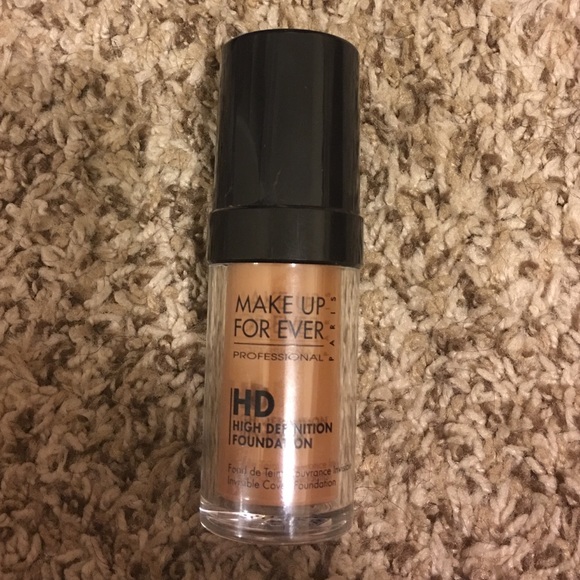 Make up forever had foundation