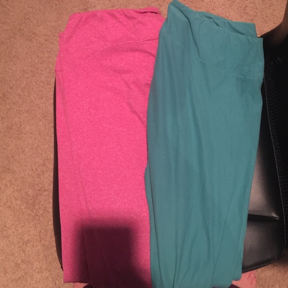 2 LuLaRoe leggings tall and curvy