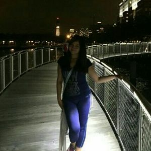 Meet your Posher, Paola