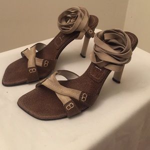 Lace Up Desert Heel Suede Laces Stitching Detail