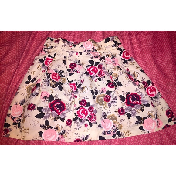 H&M floral print skirt
