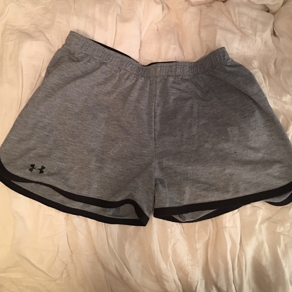 Grey under armor shorts