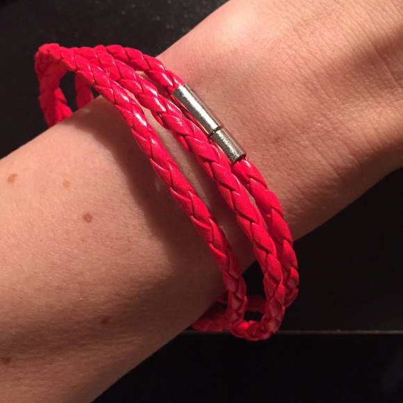 Wrap Rope Bracelet ❤️😍 - Picture 2 of 3