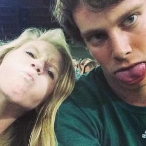 Meet your Posher, Casey