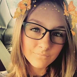 Meet your Posher, Hayley