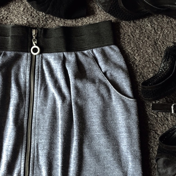 Free People Zip Front Mini Skirt w/Side Pockets - Picture 1 of 4