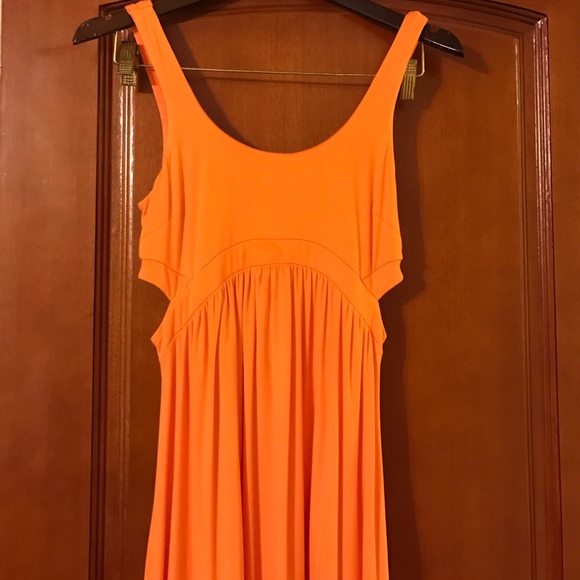💋 Bright Orange Bebe High-Low Dress 💋 - Picture 2 of 4