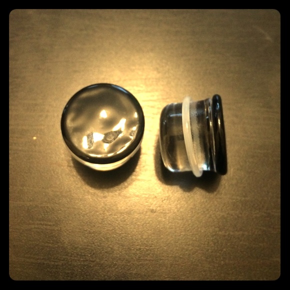 3/4" Clear and Black Glass Plugs