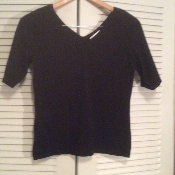 Ann Taylor loft  V neck  top