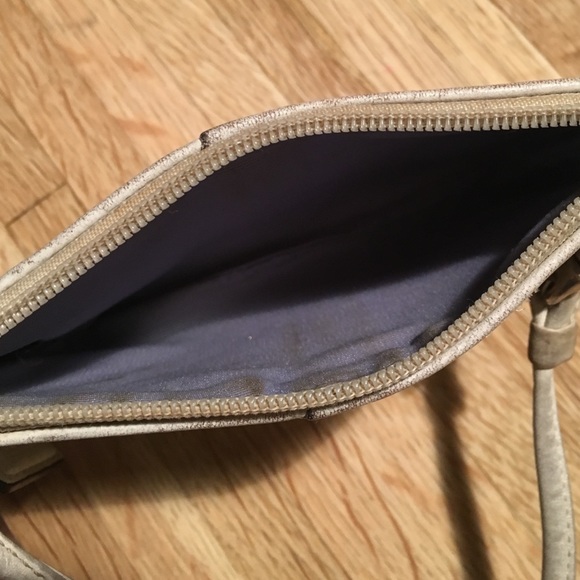 Coach wristlet - Picture 3 of 3