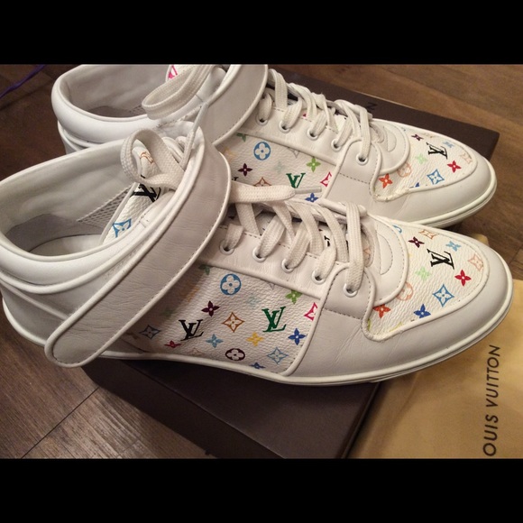 Amazing Louis Vuitton sneakers - Picture 3 of 4
