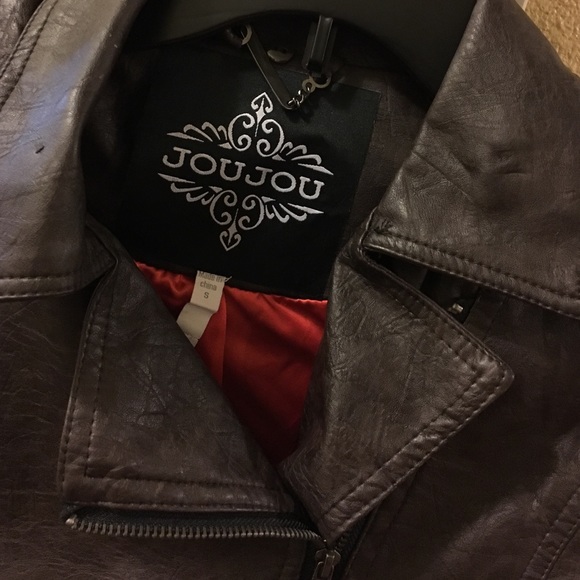 Brown faux leather jacket - Picture 2 of 3