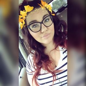 Meet your Posher, Annie