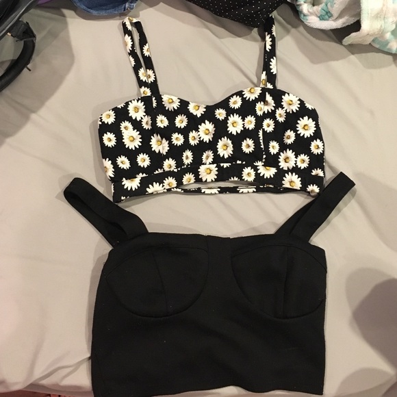 Crop tops/bandeaus