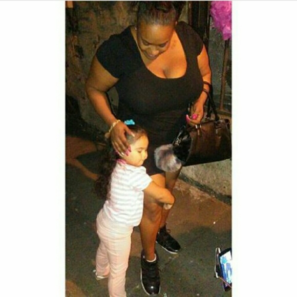 Meet your Posher, Barbara - Picture 1 of 1