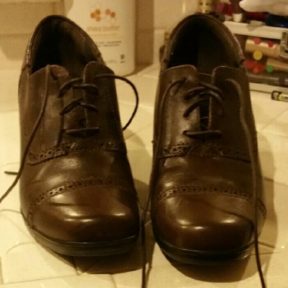 Clarks bendables shoes