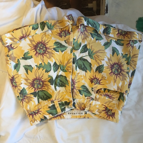 Sun flowers shorts