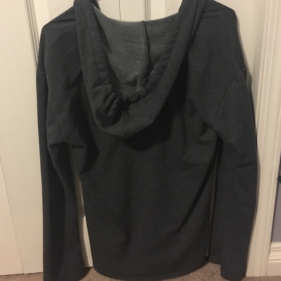 Women's Small Roxy hoodie - Picture 2 of 2