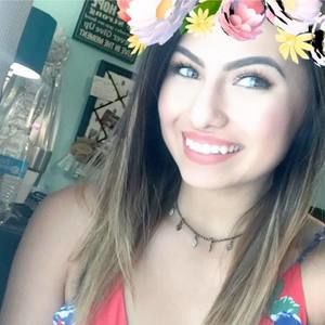 Meet your Posher, Alyssa